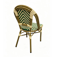Chaises empilables en rotin et osier avec structure en aluminium imitation bois pour restaurants, cafés et patios – Vente en gros usine de mobilier de jardin