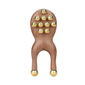 Herramienta de Masaje Facial en Forma de U de Madera de Nogal para Levantar Ojos y Nariz, Liberación Facial, Anticelulitis, Belleza Corporal, Mini Herramienta de Masaje - Product Image 1