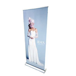 Servicios de Pancartas Enrollables de 85x200cm, Impresión Gráfica Personalizada, Marco de Aluminio - Product Image 1