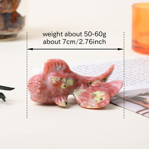 งานแกะสลักคริสตัลรูปสัตว์บำบัด ขายส่ง แกะสลักจากหยกคริสตัลรูปปลาทองลายดอกพลัม สำหรับตกแต่ง - Product Image 2