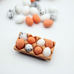 Accessoire de maison de poupée en résine : Plateau à œufs avec œufs de canard, aliments miniatures pour jeu, décoration réaliste de scène naturelle - Product Image 2