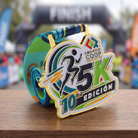 Médaille de marathon plaquée or, en alliage de zinc, avec logo émaillé personnalisé, pour les courses sur route (10k, 50k)