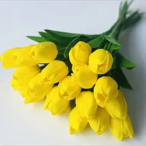 Grosir Bunga Tulip Imitasi PU Asli Bunga Buatan Sutra Buatan Besar Dalam Jumlah Besar Tulip Sentuhan Nyata untuk Dekorasi