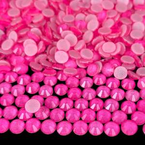 Vente en gros de correctifs couleur néon Rhinestone <span class=keywords><strong>Crystal</strong></span> Shiny 1440PCS pour Nail Art Chaussures Sacs Décoration de vêtement en fer - Product Image 2