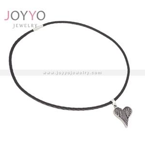 Chaîne de collier en cuir noir personnalisée plus simple avec breloque soleil en acier inoxydable breloque main Hamas breloque <span class=keywords><strong>coeur</strong></span> - Product Image 5