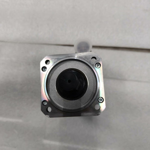Motor 8LSAA2.D9045S600-3 Nuevo Sin Embalaje - Product Image 2