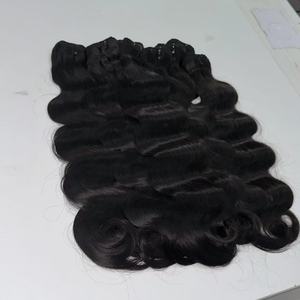 Extension di Capelli Umani Vergini Indiani Grezzi 8-30 Pollici, Fasci Ondulati con Ricci Pixie, Tessitura <span class=keywords><strong>Sexy</strong></span> in Colore Naturale per Donne Nere - Product Image 4