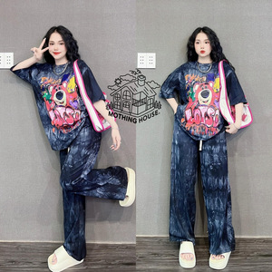 Completo Set Estivo <span class=keywords><strong>Donna</strong></span>: Top e Pantaloni Comodi <span class=keywords><strong>Casual</strong></span> con Stampa Tie-Dye e Cartoni Animati - Nuova Collezione Direttamente dalla Fabbrica per l'Esportazione - Product Image 5