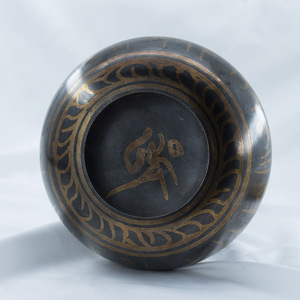 Ciotola di rame tibetana fatta a mano dell'himalaya di nuovo arrivo ciotola di canto tibetana di alta qualità e martellata per la meditazione di Yoga calmante - Product Image 4