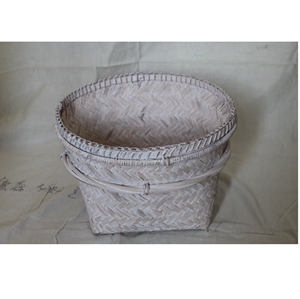 ตะกร้าสานวินเทจทำมือแบบดั้งเดิม ใช้งานได้หลากหลาย ด้ามจับไม้ไผ่ธรรมชาติ น้ำหนักเบา เป็นมิตรกับสิ่งแวดล้อม เหมาะสำหรับจัดเก็บของใช้ในบ้านทุกวัน - Product Image 5