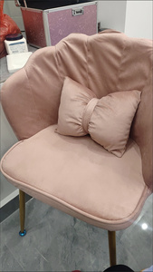 Chaise de salle à manger moderne en velours rose, chaise de coiffeuse avec dossier coquille et coussin à nœuds, tabouret de coiffeuse pour chambre de filles, appartement, hôtel - Product Image 5