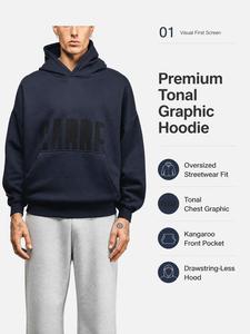 Sweat-shirt à capuche premium épais bleu marine avec imprimé graphique tonal CARRE, coupe décontractée à épaules tombantes - Product Image 1