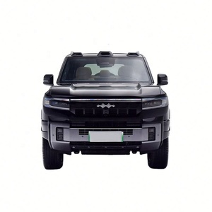 BYD Fórmula Leopard 8, SUV Híbrido Enchufable de Lujo y Alta Velocidad para Uso Familiar, SUV Híbrido de Gran Tamaño en Stock - Product Image 1