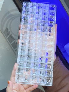 Máquina de hielo en cubos de impacto comercial de alta calidad BLG, capacidad de producción de 60Kg/24h, limpieza automática rápida y eficiente con luz UV azul - Product Image 2