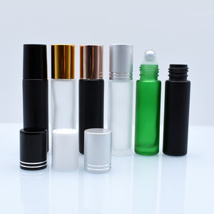 Nero opaco verde trasparente blu ambra opaco 5ml <span class=keywords><strong>10</strong></span> <span class=keywords><strong>ml</strong></span> rotolo di profumo su bottiglia di vetro <span class=keywords><strong>10</strong></span> <span class=keywords><strong>ml</strong></span> rotolo di vetro di olio essenziale smerigliato su bottiglia - Product Image 2