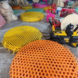Bamboo Weaving Round Tray With Hexagonal Holes For Diy Painting And Writing Craft Art Decorative Use - Product Image 1
