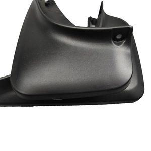 Guardabarros para Jeep Cherokee 2014-2018, Deflectores de Neumáticos Negros de Plástico, Delanteros y Traseros - Product Image 3