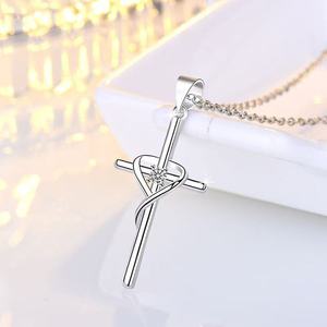 Collana con Ciondolo a Cuore e Croce per Donne, Charm a Forma di Battito Cardiaco, Catena per Clavicola, Gioielli alla Moda - Product Image 3