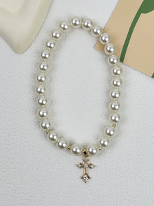 Collar de Perlas Barrocas de Lujo con Cruz de Cristal, Elegante Gargantilla para Gatos, Joyería Vintage Brillante para Perros Pequeños - Product Image 6