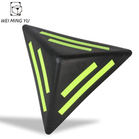 Protecteur d'angle en plastique réfléchissant trois faces (grande taille) pour l'emballage et le transport express des cartons d'appareils électroménagers