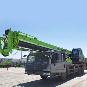 Grue sur camion Zoomlion ZTC250V451.1 de 25 tonnes d'occasion, bien entretenue, prix direct usine - Product Image 4