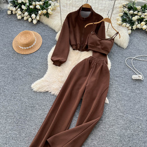 Completo da <span class=keywords><strong>donna</strong></span> a 3 pezzi: canotta senza maniche, giacca corta con collo alto e <span class=keywords><strong>pantaloni</strong></span> a vita alta a gamba larga. - Product Image 6