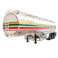 Semi-remorque citerne à 5 compartiments de 45 m³ capable de transporter plusieurs types de liquides simultanément, remorque citerne à carburant