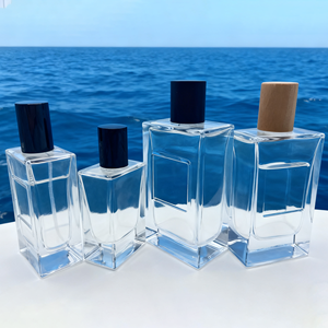 ขวดน้ำหอมแก้วทรงสี่เหลี่ยมสีดำแบบวินเทจหรูหรา ขนาด 30 มล. 50 มล. 100 มล. แบบพกพา ฝาไม้หรือพลาสติก เปิดง่าย - Product Image 4