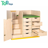 Station de change Montessori moderne pour crèche et maternelle avec unité de rangement premium, marches et tiroirs