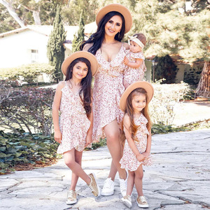 Family Clothes V-neck Sexy Floral Holiday Beach Casual Princess <strong>Dress</strong> Mother <strong>Daughter</strong> <strong>Matching</strong> <strong>Dress</strong> - Product Image 6