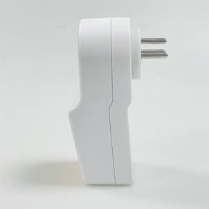 Protector de Voltaje Israelí, Enchufe de 220V 20A, Protección para TV y Refrigerador, Protección Contra Sobrevoltaje y Bajo Voltaje - Product Image 3