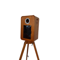 Kiosque photo classique en bois, compatible iPad et appareil photo, indispensable pour les mariages et les fêtes