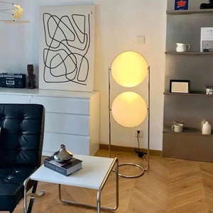 Lampe sur pied de haute qualité au design artistique créatif post-moderne pour salon, chambre à coucher, style nordique minimaliste, lampe sur pied décorative en acrylique - Product Image 3