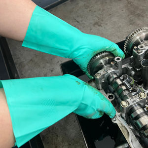 Gants de sécurité en nitrile revêtus de texture diamantée avec caractéristique améliorée et réutilisable pour l'industrie et la maison - Product Image 1