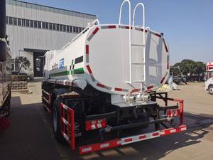 Camion arroseur diesel manuel de 15 tonnes Shaanxi Automobile pour la plantation d'arbres - Product Image 3