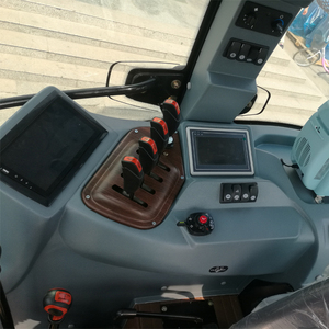 รถ<span class=keywords><strong>ไถ</strong></span>เดินตาม Huabo 210 แรงม้า ขับเคลื่อน 4 ล้อ ได้รับการรับรองมาตรฐาน CE พร้อมห้องโดยสาร รถแทรกเตอร์การเกษตรพร้อมมอเตอร์และเกียร์อเนกประสงค์ - Product Image 4