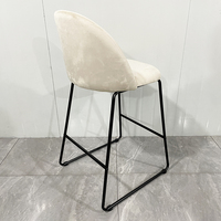 Chaises de bar modernes en métal à pieds hauts pour l'extérieur, l'hôtel, le restaurant, la maison, le bar, chaises de bar robustes avec siège en tissu velours, tabourets de bar de cuisine