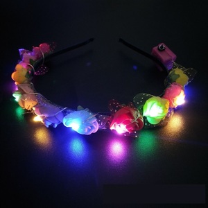Diadema Luminosa Multicolor con <span class=keywords><strong>Flores</strong></span> Artificiales y Luces LED <span class=keywords><strong>para</strong></span> <span class=keywords><strong>Niñas</strong></span> - Product Image 1