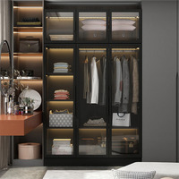 Promotion : Dressing sur mesure de luxe pour chambre à coucher, avec panneaux en bois laqués et vitrés