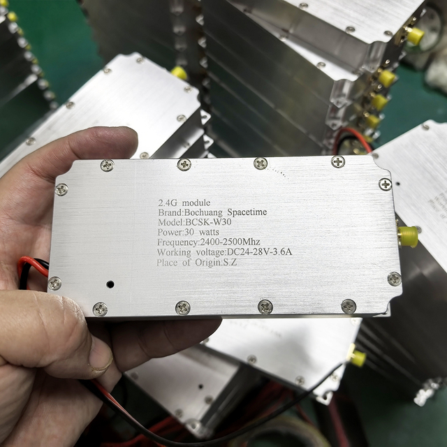 5000 Meter Swarm Drone FPV Control Video Airspace Defense Shooting RF Power Amplification Module for Communication Networking