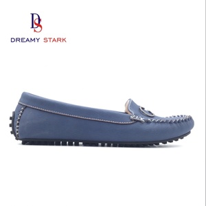 Chaussures plates décontractées confortables en PU pour femmes, mocassins légers à semelles souples, grandes tailles pour le printemps et l'automne - Product Image 3