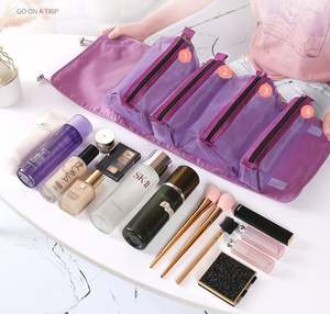 Bolsa de Cosméticos Morada para Mujer, con Detalles en Rosa y Plateado, de Nailon Moderno con Cierre de Cremallera y Patrón de Letras en Color Sólido - Product Image 3