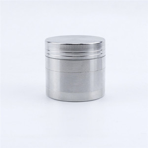 เครื่องบดสมุนไพรโลหะสังกะสี4ส่วนเครื่องบดยาสูบแบบ4ส่วนเครื่องบดเครื่องเทศแบบกระดาษบรรจุในสต็อคเครื่องบดขนาด40มม. สีดำ - Product Image 3