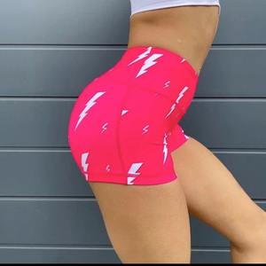 Shorts de yoga taille haute effet galbant pour femme, style européen et américain, pour le sport et l'entraînement estival, modèle trois-quarts, Dopamine - Product Image 2