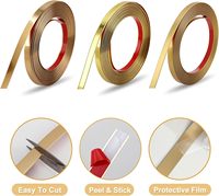 Vente en gros fabricant 2026 Moulure auto-adhésive pp08 en PVC flexible pour cadre photo, bordure murale et de plafond