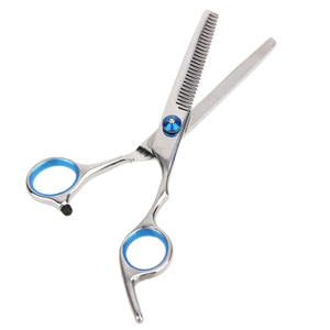 Ciseaux à cuticules en acier inoxydable, lame incurvée et tranchante, coupe-cuticules, outil de manucure et de pédicure pour usage en salon - Product Image 1
