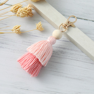 Porte-clés en coton fait main style bohème 2026 avec pompon, porte-clés en macramé, breloque de sac - Product Image 4