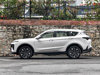 Ch-ery Je-tour X70 PLUS 2025 1.5T Luxe Pengpai - Édition 5/7 places, Hayon Électrique, Conduite à Gauche, Toit Panoramique