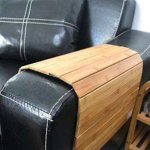 Bandeja de sofá de bambú de un solo nivel Youlike, diseño plegable ecológico para tazas de teléfono y bandeja de almacenamiento moderna remota para sala de estar - Product Image 3