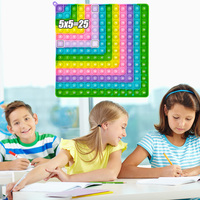 Vente en gros 12x12 Multiplication Math Games Board Times Table Learning Silicone Bubble Pop Fidget Jouets éducatifs Certifié ASTM